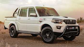 2018 Mahindra Pik-Up Black mHawk Pikup