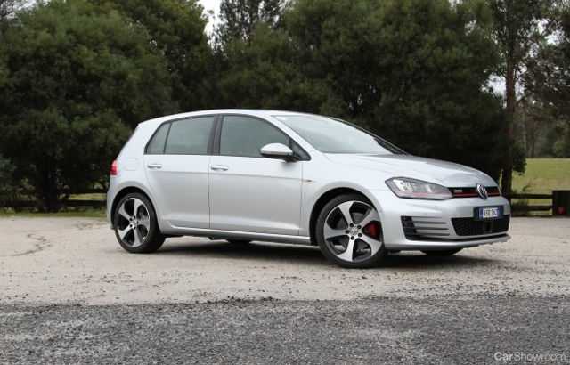 2013 VOLKSWAGEN GOLF 5D HATCHBACK GTI