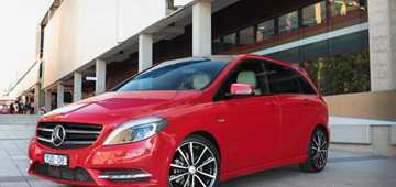 2013 MERCEDES-BENZ B200