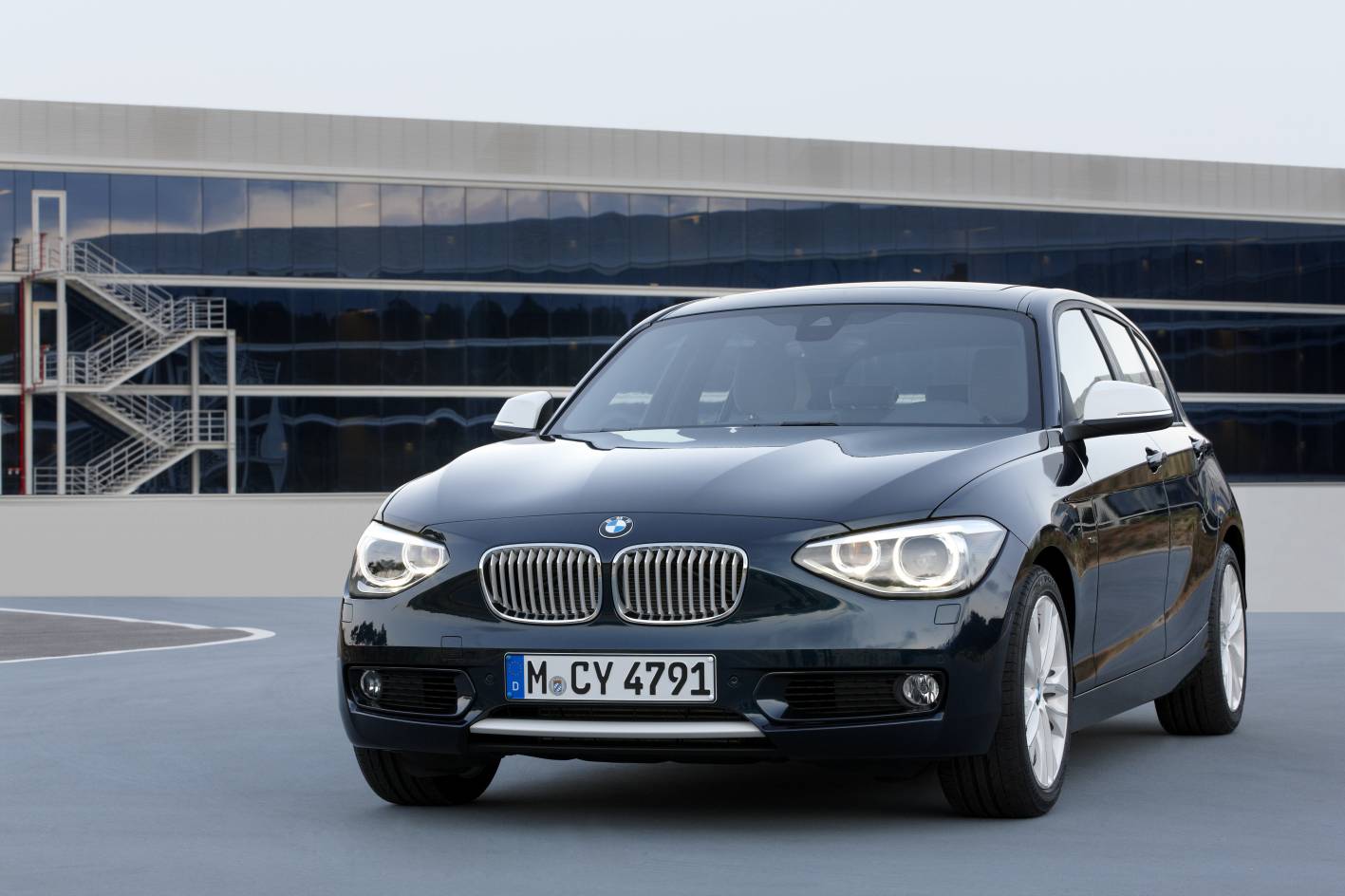 BMW 116i 2012 Review
