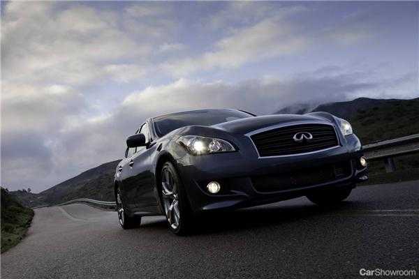 2012 INFINITI M 4D SEDAN