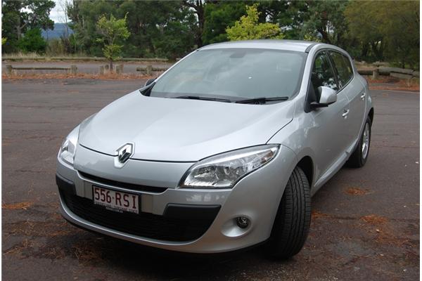 Review 2012 Renault Megane Diesel Review and Road Test