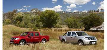 2012 NISSAN NAVARA
