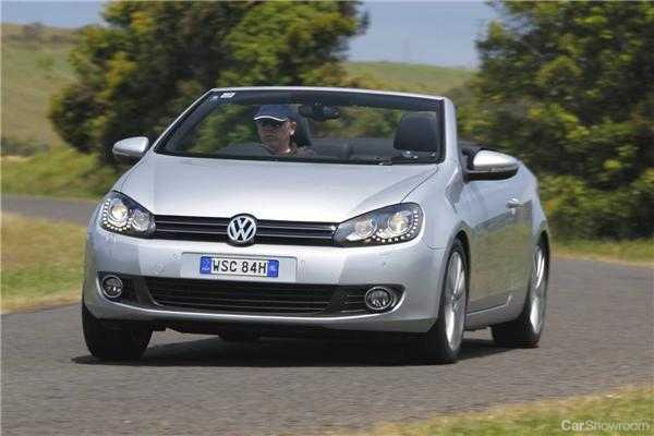 2011 VOLKSWAGEN GOLF