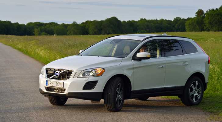 2011 VOLVO XC60 4D WAGON T5