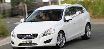 2011 VOLVO V60 4D WAGON T5
