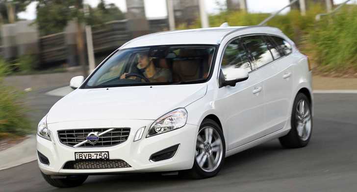 2011 VOLVO V60 4D WAGON T5