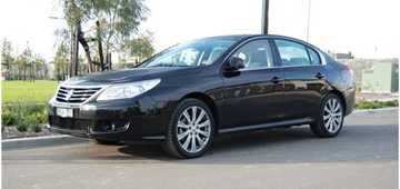 2011 RENAULT LATTITUDE 4D SEDAN 2.5 V6 LUXE