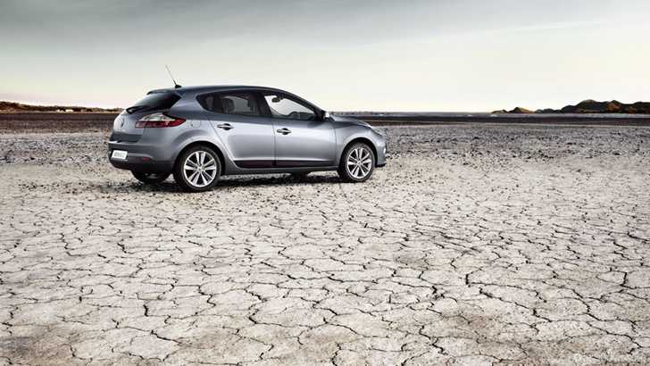 2011 RENAULT MEGANE 5D HATCHBACK