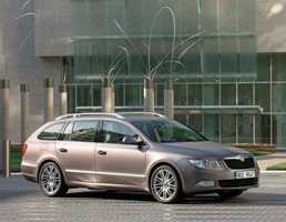 2010 SKODA SUPERB 4D WAGON 125 TDI ELEGANCE