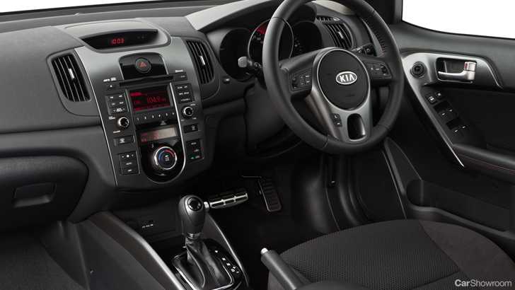 2010 KIA CERATO 5D HATCHBACK