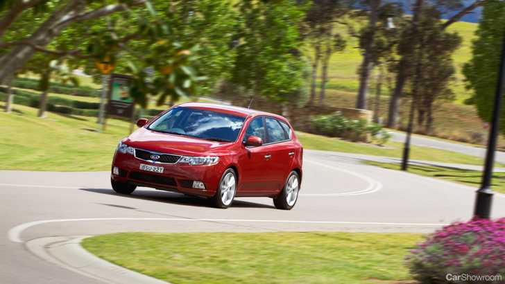 2010 KIA CERATO 5D HATCHBACK