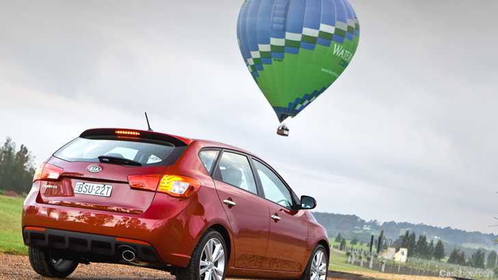 2010 KIA CERATO 5D HATCHBACK