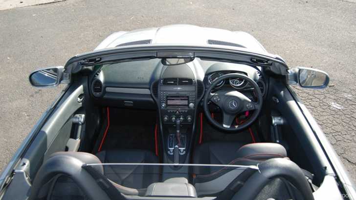 2010 MERCEDES-BENZ SLK 2D CONVERTIBLE 300