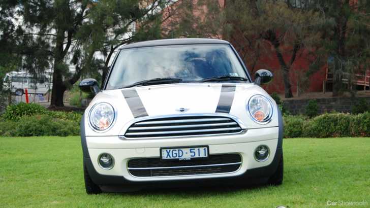 2010 MINI COOPER