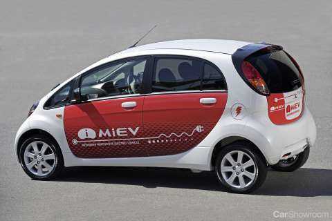2009 MITSUBISHI