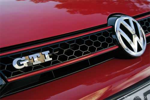 2009 VOLKSWAGEN