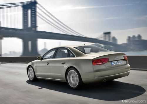 2010 AUDI A8