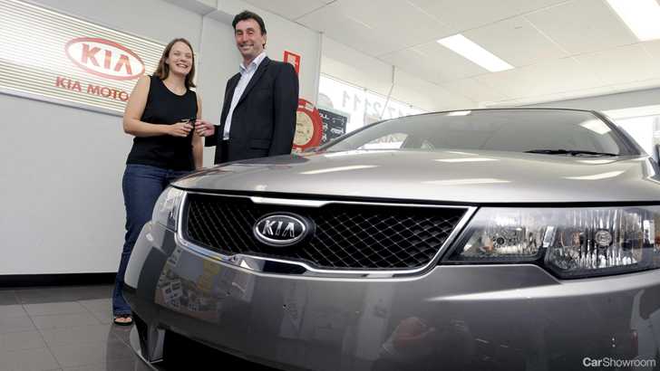 2010 KIA CERATO