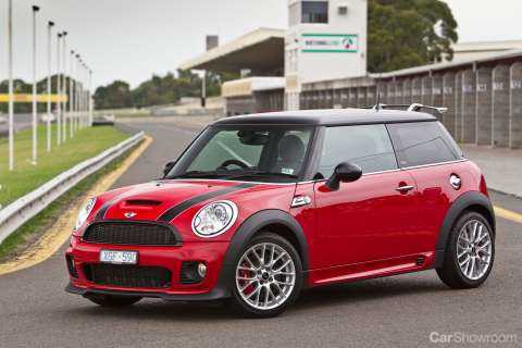 2010 MINI