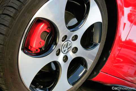 2010 VOLKSWAGEN