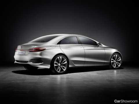 2010 MERCEDES-BENZ
