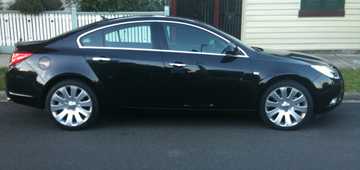 2010 HOLDEN