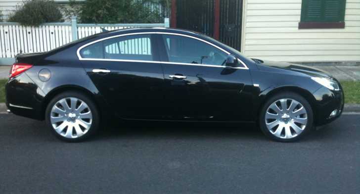 2010 HOLDEN