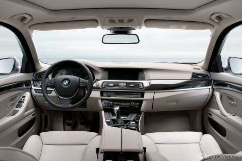 2010 BMW 5