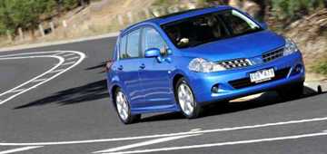 2010 NISSAN TIIDA