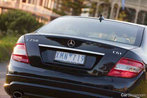 2010 MERCEDES-BENZ C250