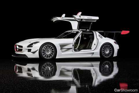 2010 MERCEDES-BENZ