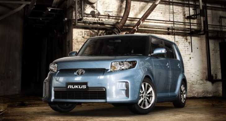 2010 TOYOTA