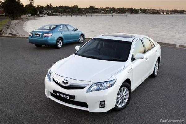 2010 TOYOTA CAMRY