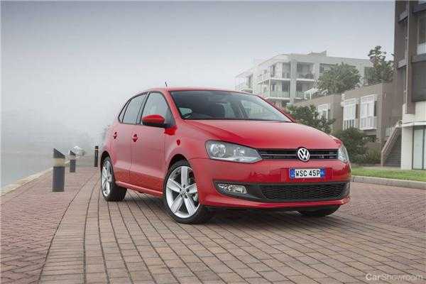 2010 VOLKSWAGEN POLO