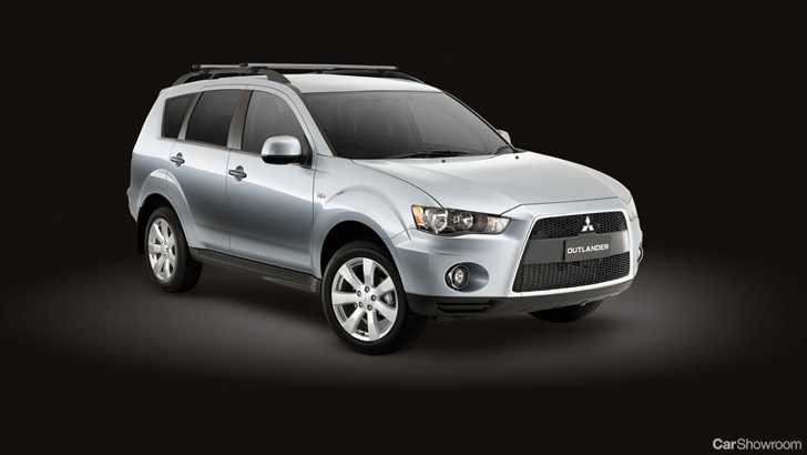 2010 MITSUBISHI OUTLANDER 4D WAGON
