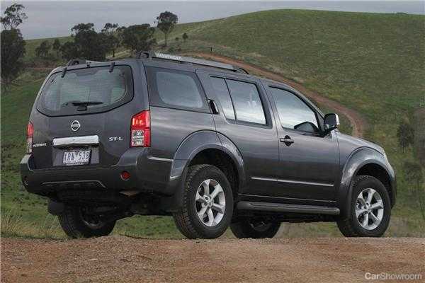 2010 NISSAN PATHFINDER 4D WAGON