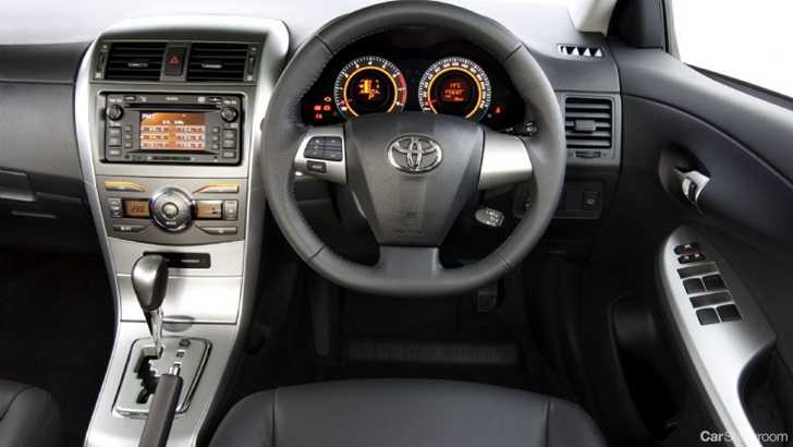 2010 TOYOTA COROLLA 4D SEDAN