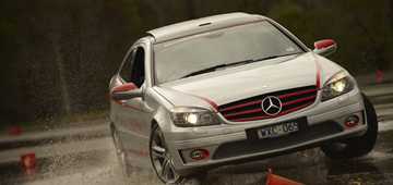 2010 MERCEDES-BENZ