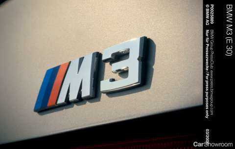 2010 BMW M3 2D COUPE