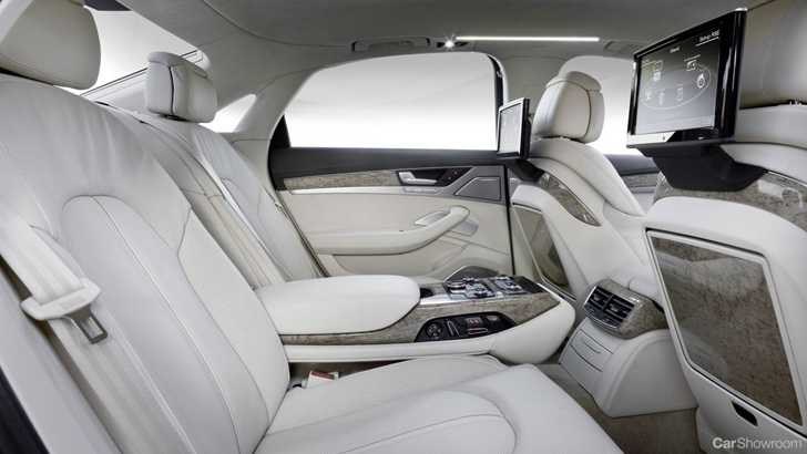 2010 AUDI A8