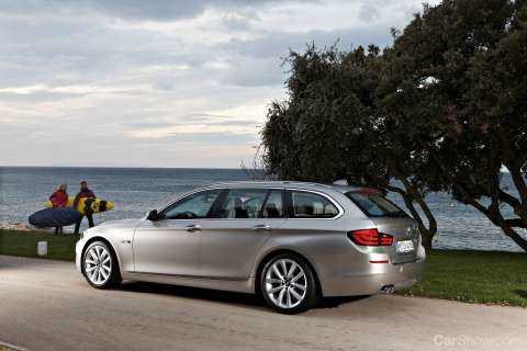 2010 BMW 5 4D WAGON