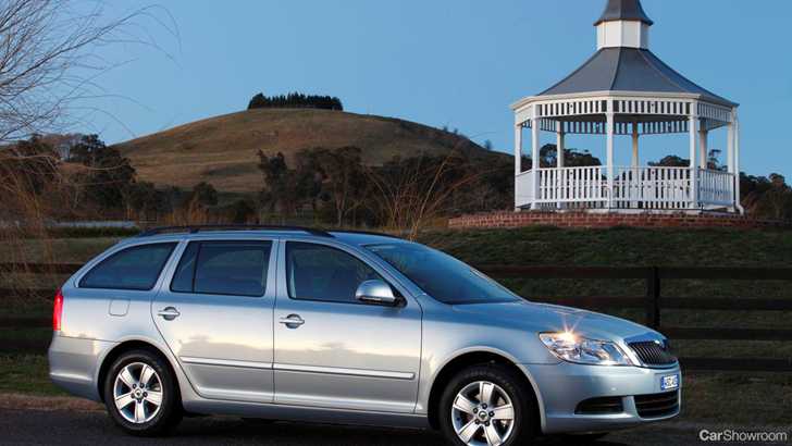 2010 SKODA OCTAVIA