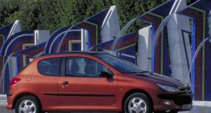 2010 PEUGEOT
