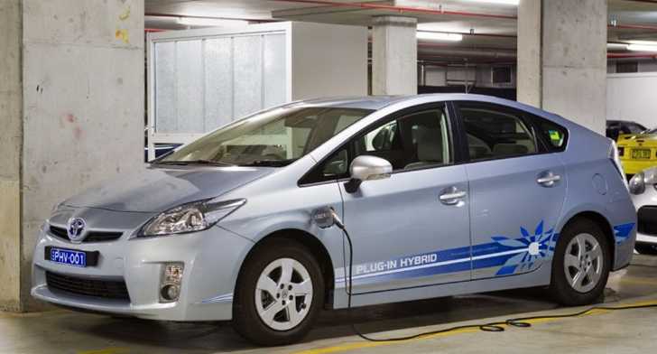 2010 TOYOTA PRIUS 5D HATCHBACK I-TECH HYBRID