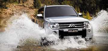 2010 MITSUBISHI PAJERO