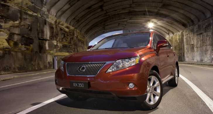 2010 LEXUS