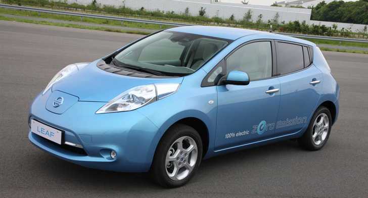 2010 NISSAN