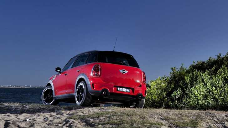 2010 MINI COOPER