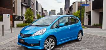 2011 HONDA JAZZ
